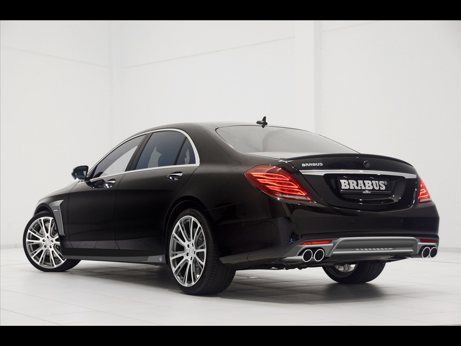 Brabus Mercedes S-Class 2014