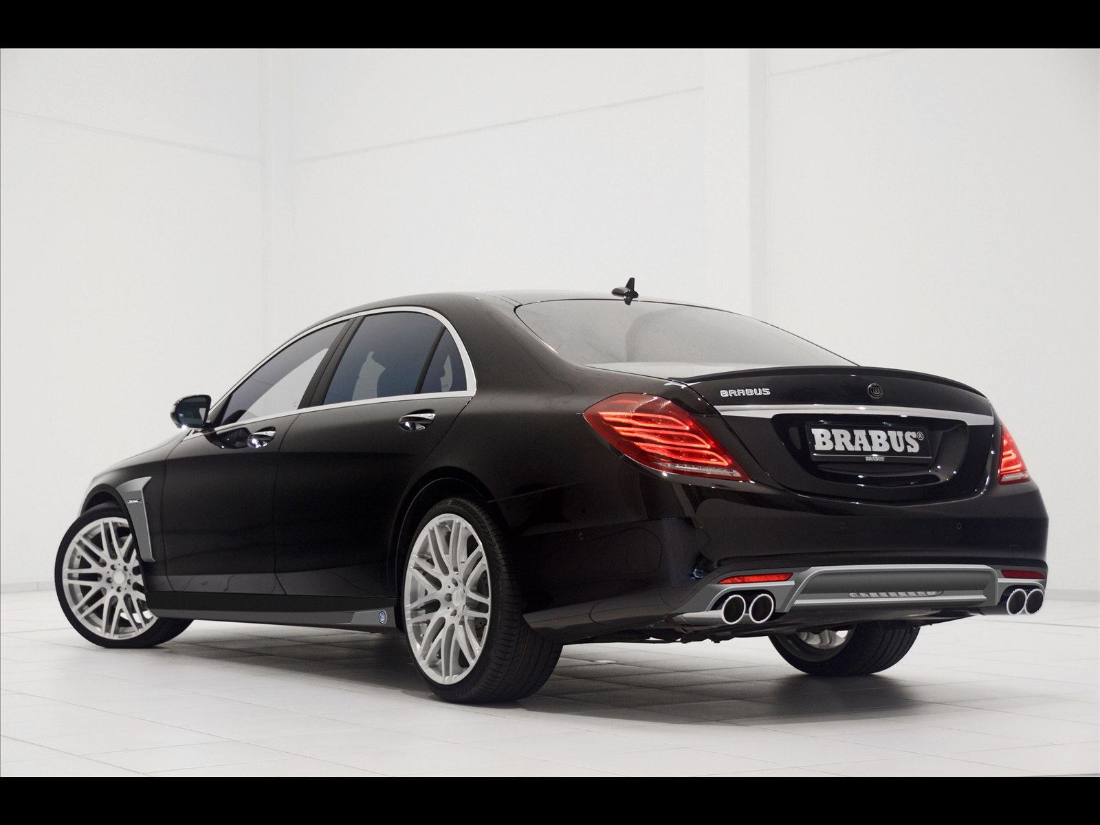 Brabus Mercedes S-Class 2014