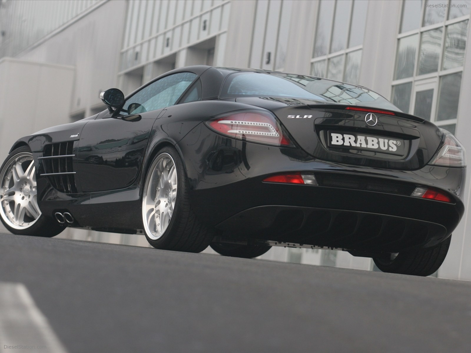 Mercedes-Benz SLR McLaren 2005