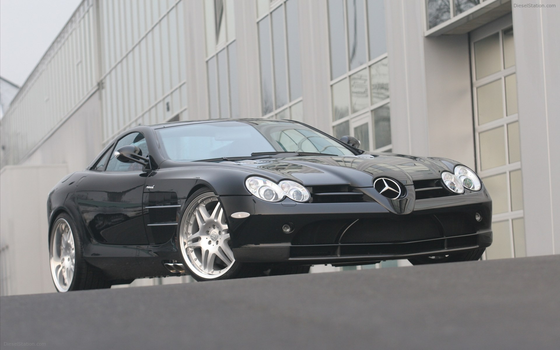 Mercedes-Benz SLR McLaren 2005