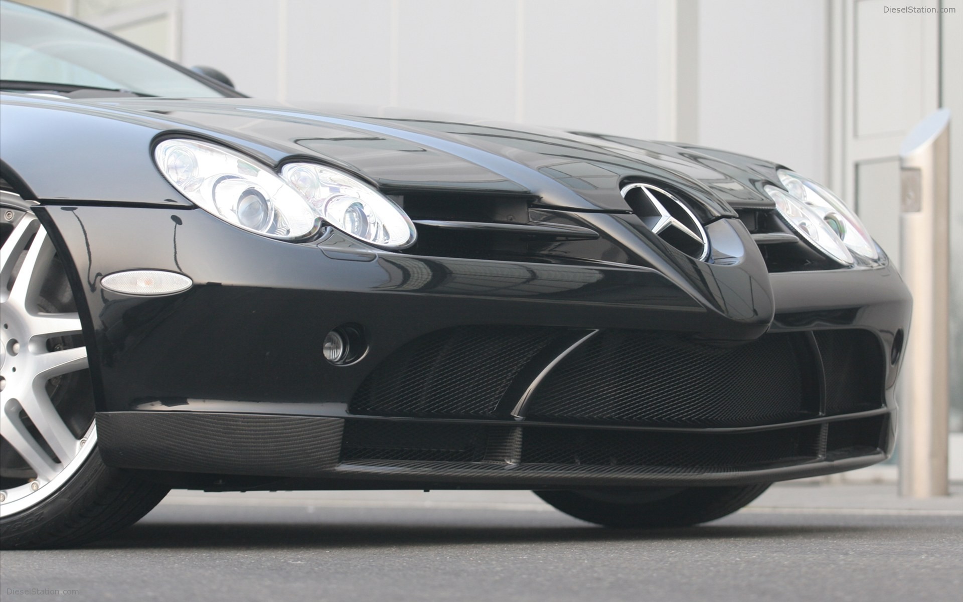 Mercedes-Benz SLR McLaren 2005