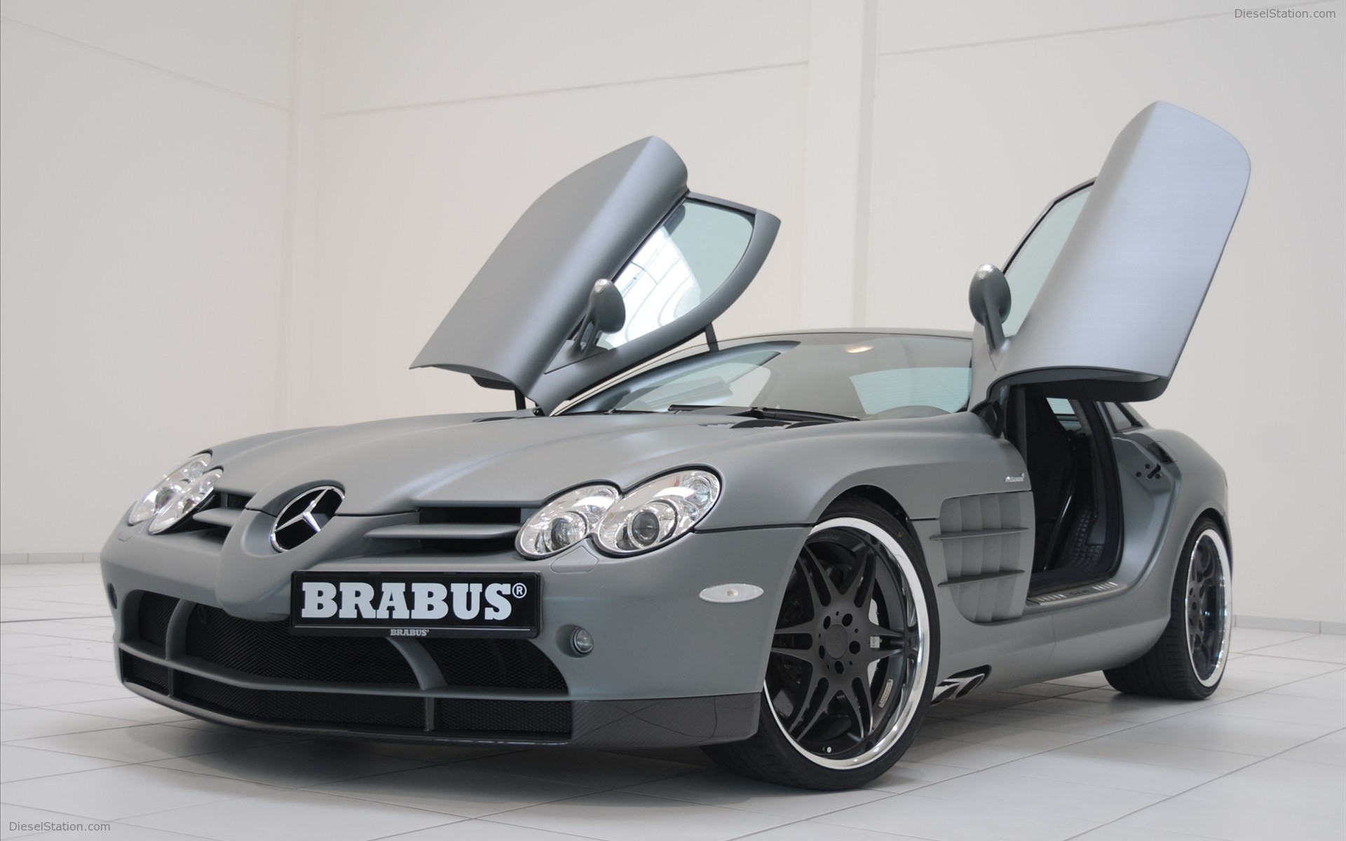 Mercedes-Benz SLR McLaren 2005
