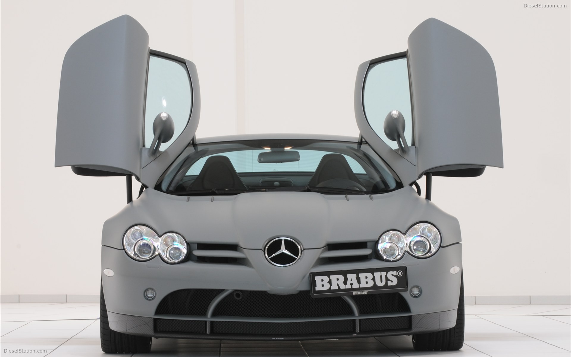 Mercedes-Benz SLR McLaren 2005