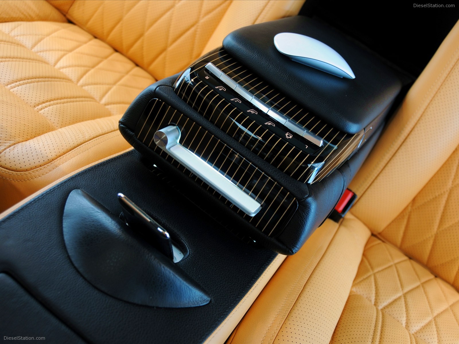 BRABUS SV12 R Biturbo 800 2011