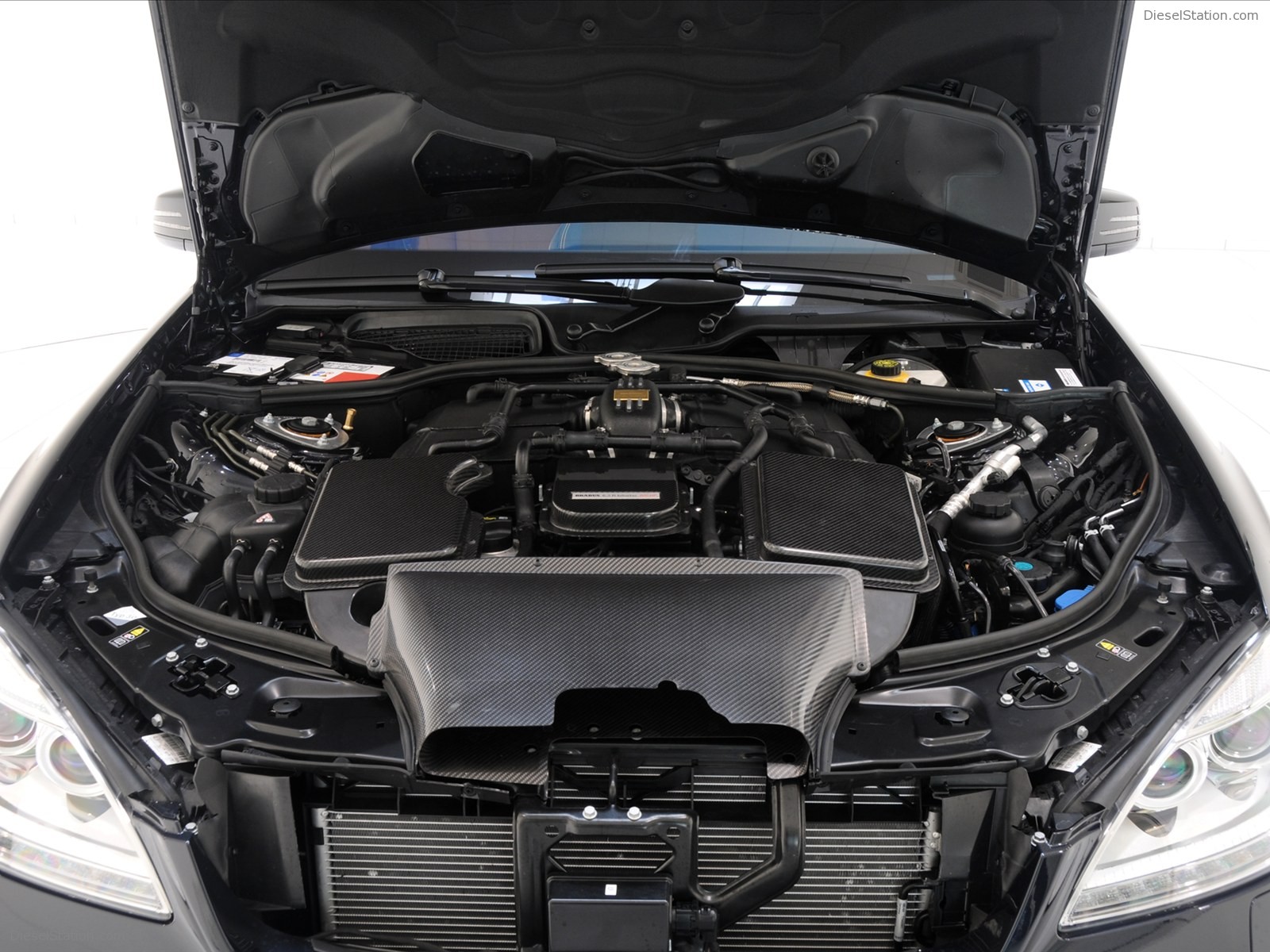 BRABUS SV12 R Biturbo 800 2011