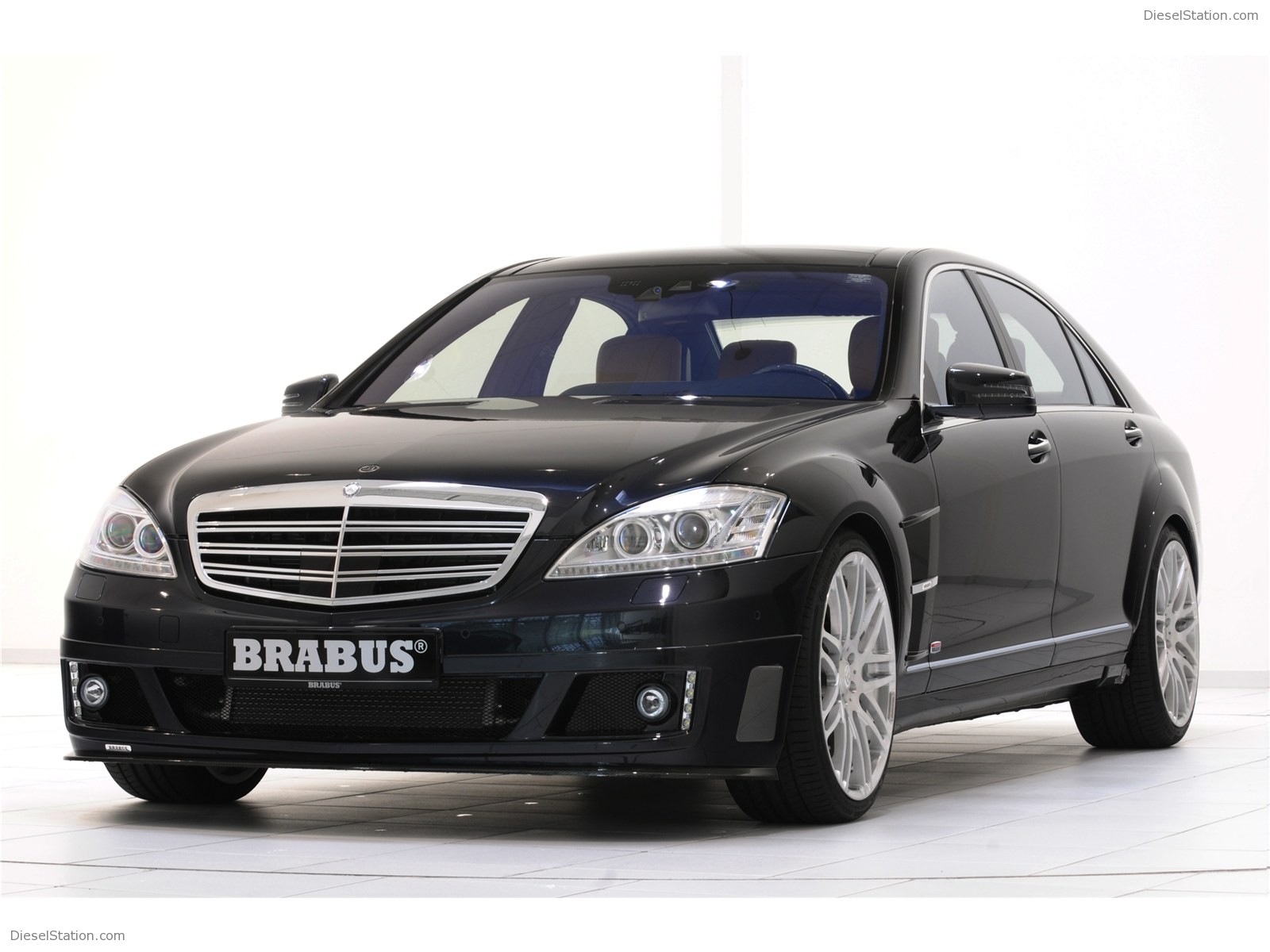 BRABUS SV12 R Biturbo 800 2011