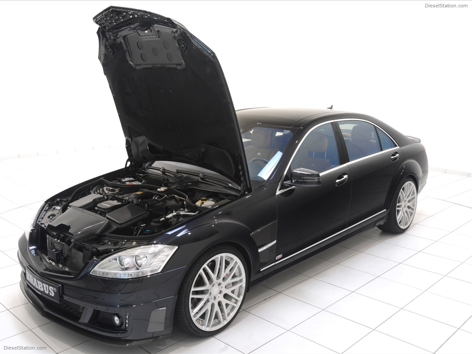 BRABUS SV12 R Biturbo 800 2011