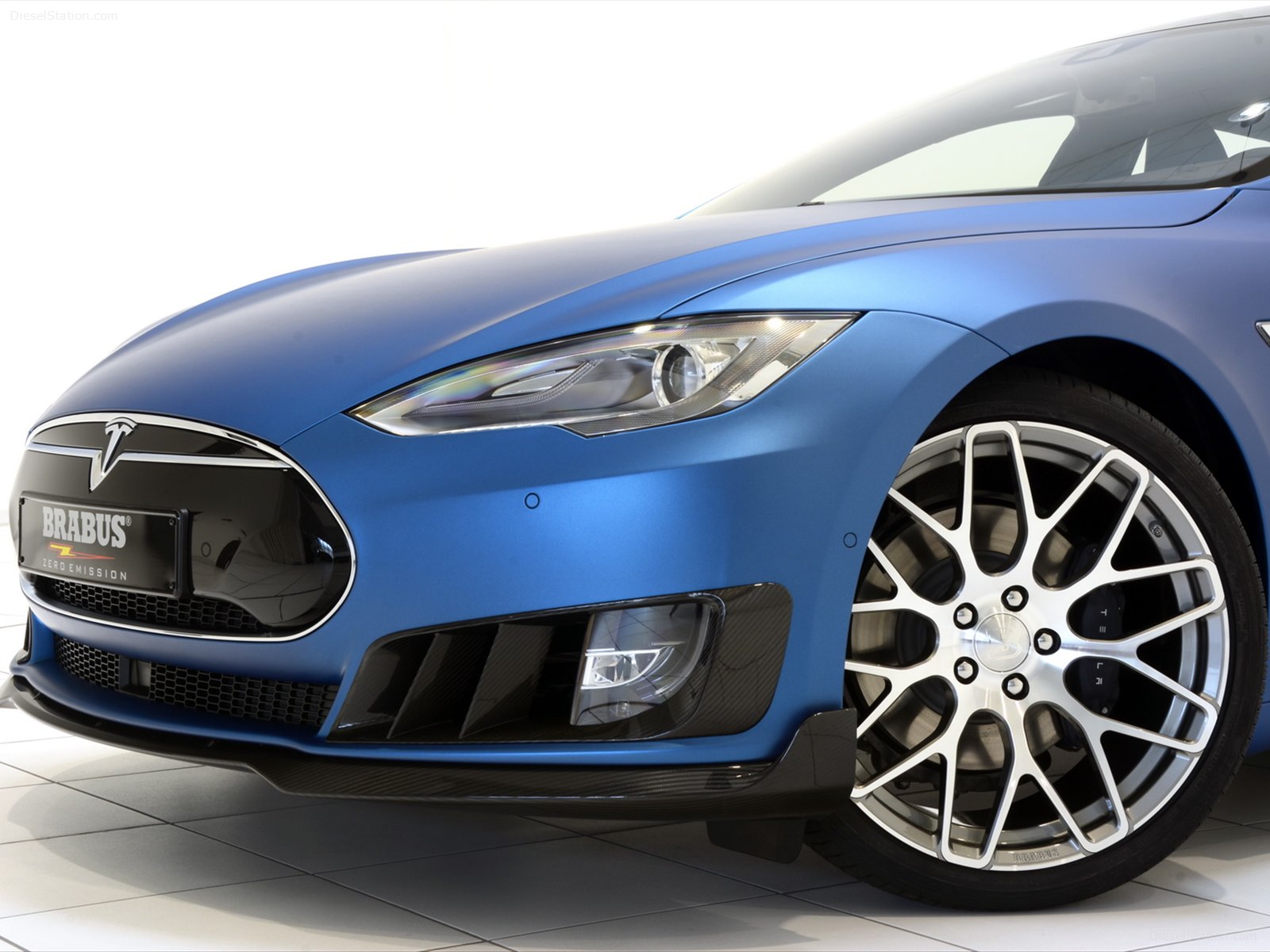Brabus Zero Emission Tesla S 2015