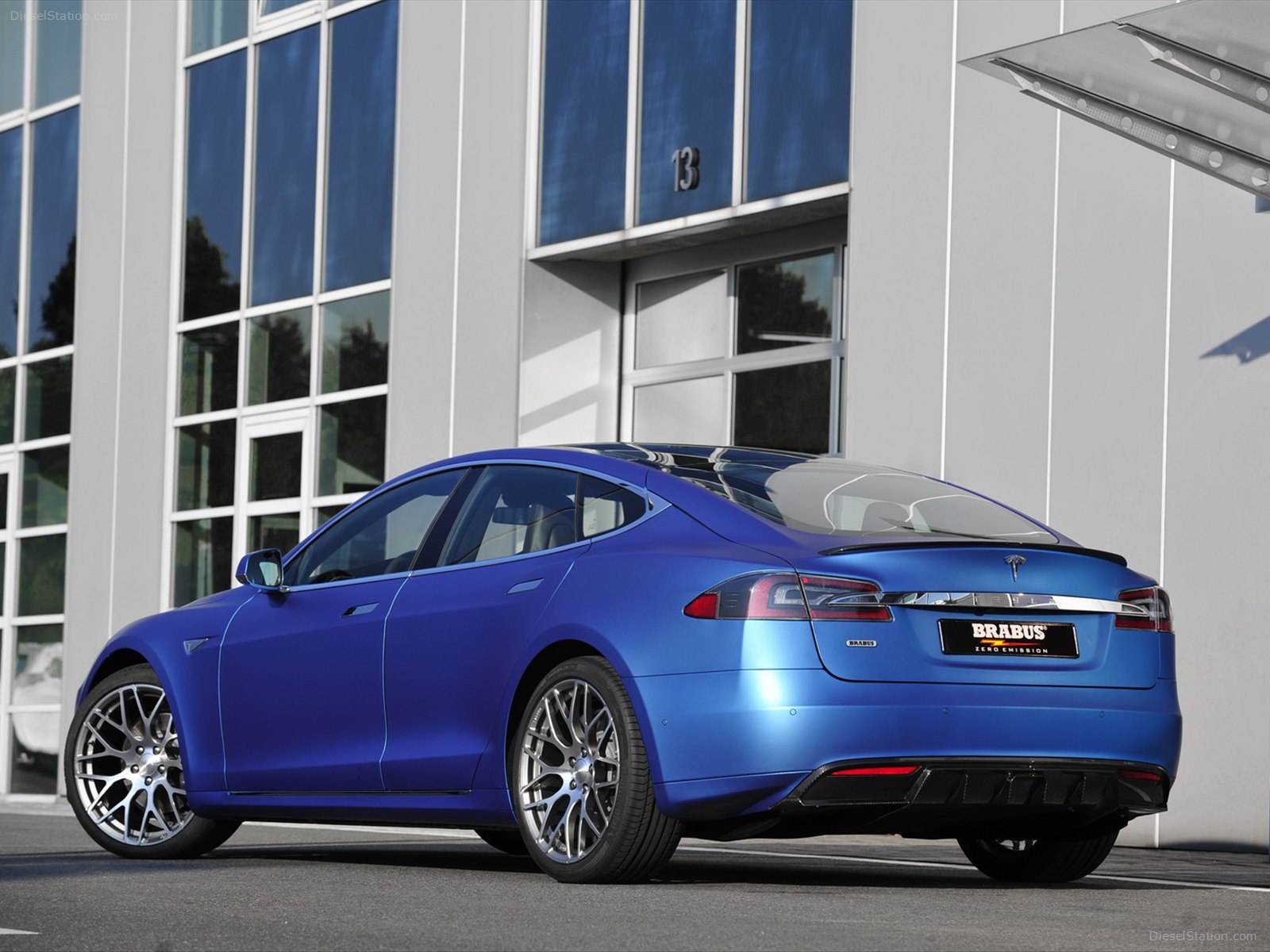 Brabus Zero Emission Tesla S 2015