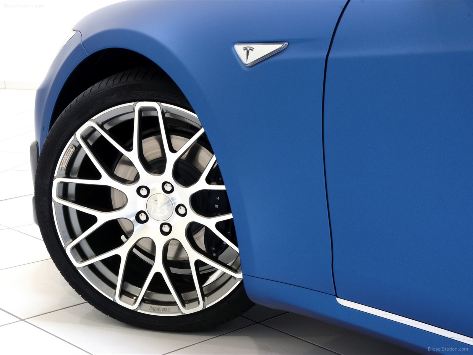 Brabus Zero Emission Tesla S 2015