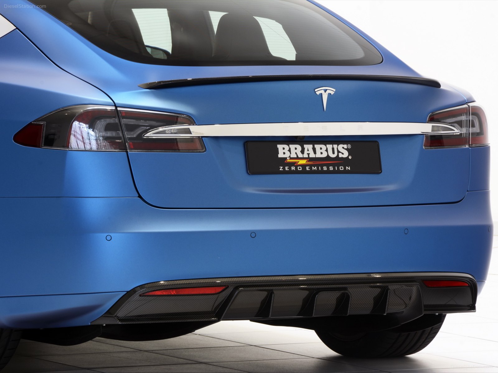 Brabus Zero Emission Tesla S 2015