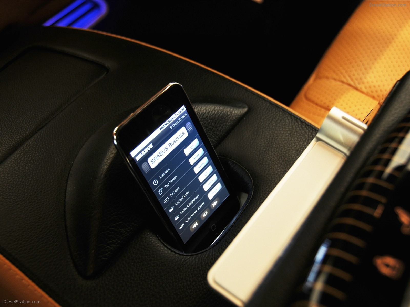 Brabus iBusiness 2010 - The Luxury Sedan Brabus iBusiness 2010 - The Luxury Sedan