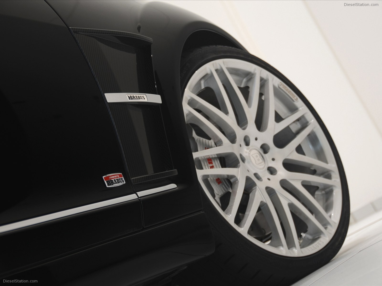 Brabus iBusiness 2010 - The Luxury Sedan Brabus iBusiness 2010 - The Luxury Sedan