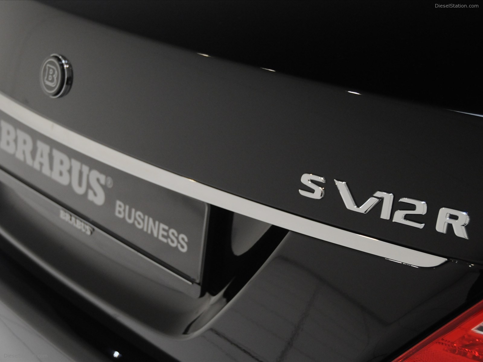 Brabus iBusiness 2010 - The Luxury Sedan