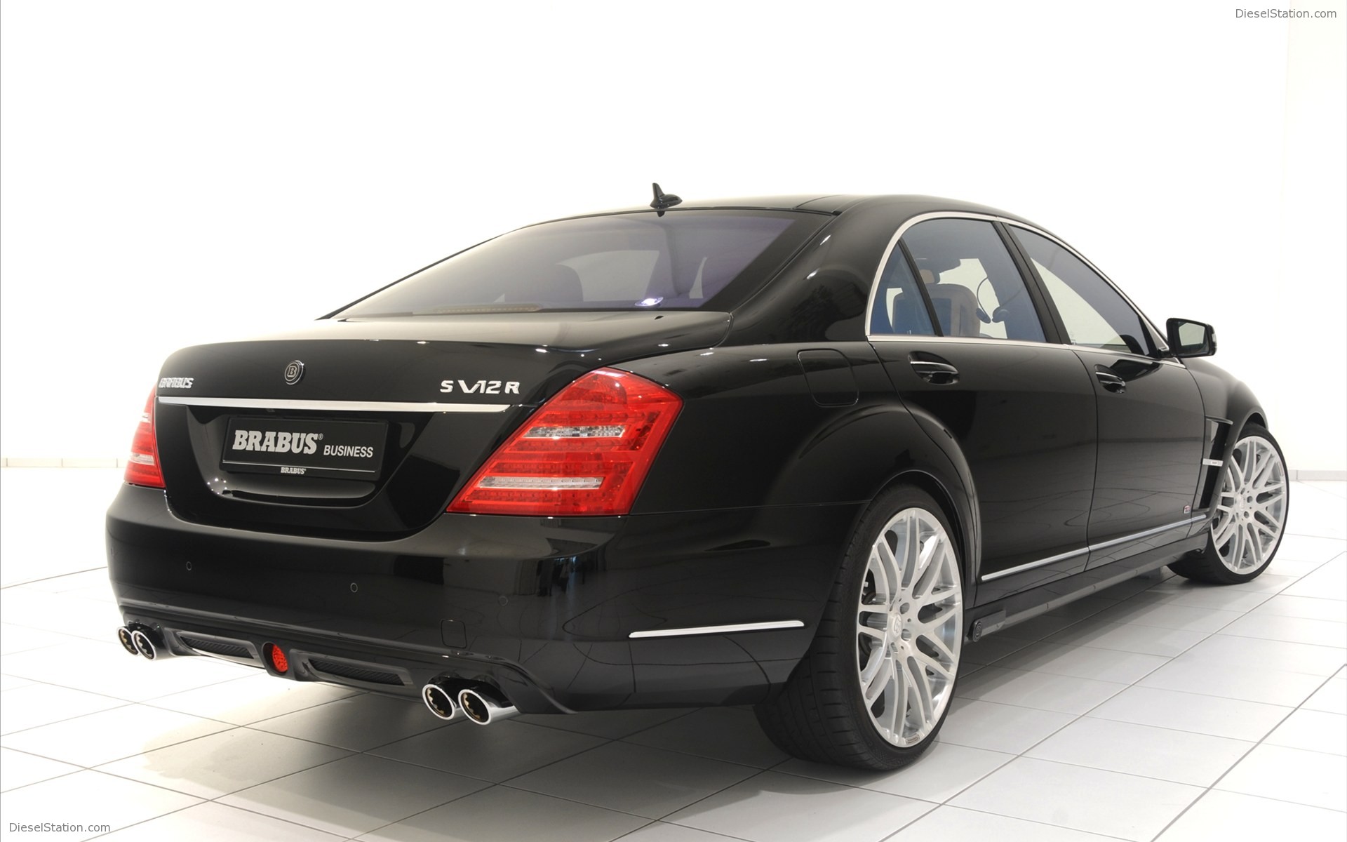 Brabus iBusiness 2010 - The Luxury Sedan Brabus iBusiness 2010 - The Luxury Sedan