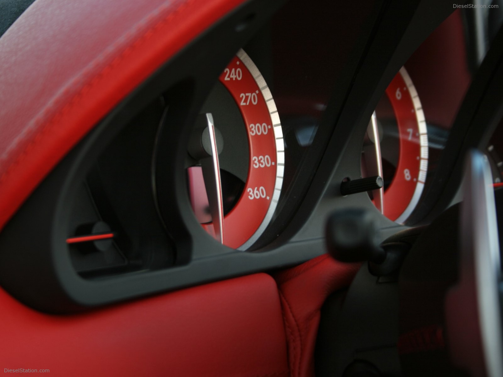 Brabus tunes Mercedes SLR McLaren Roadster