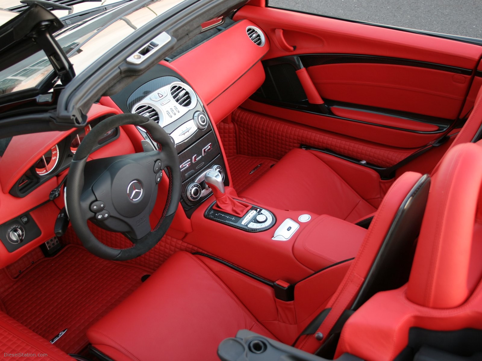 Brabus tunes Mercedes SLR McLaren Roadster Brabus tunes Mercedes SLR McLaren Roadster