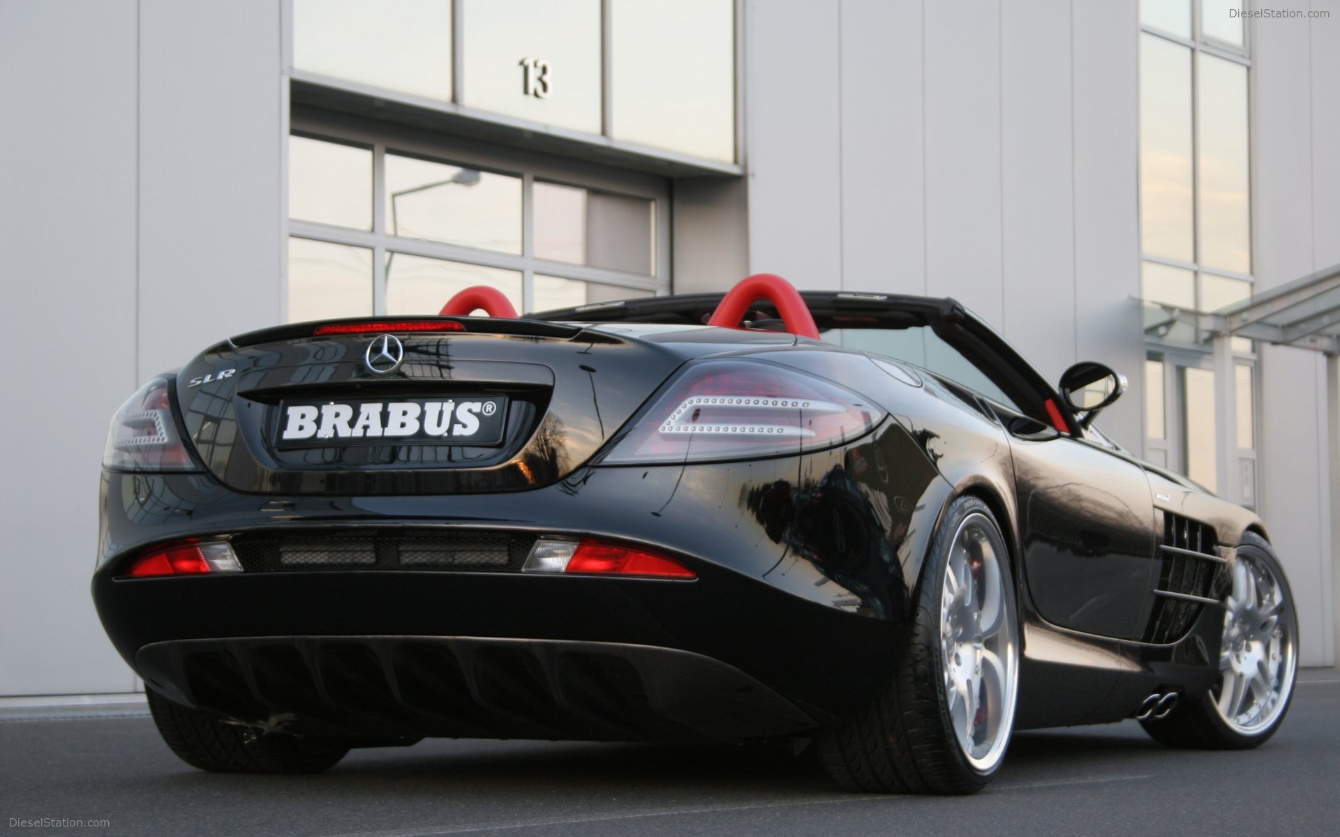 Brabus tunes Mercedes SLR McLaren Roadster
