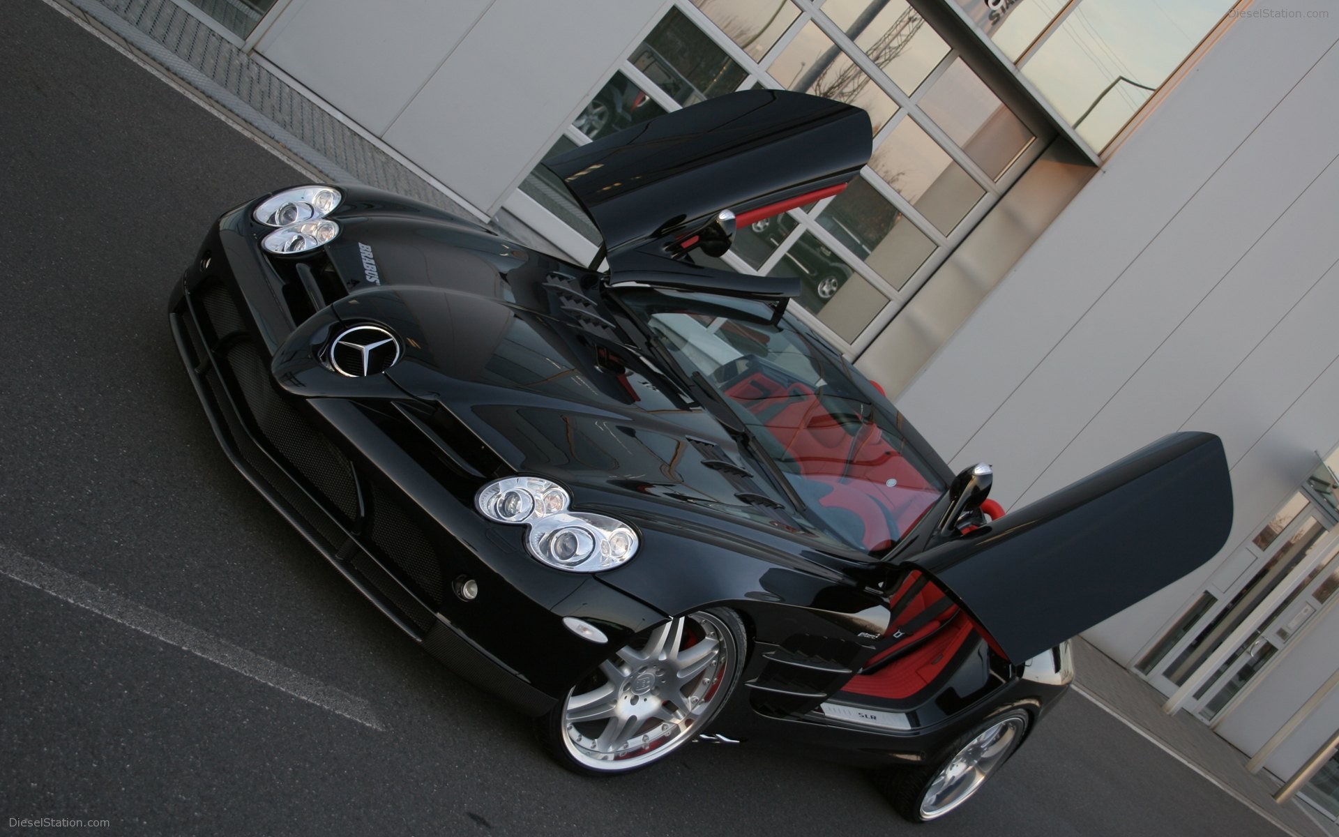Brabus tunes Mercedes SLR McLaren Roadster Brabus tunes Mercedes SLR McLaren Roadster