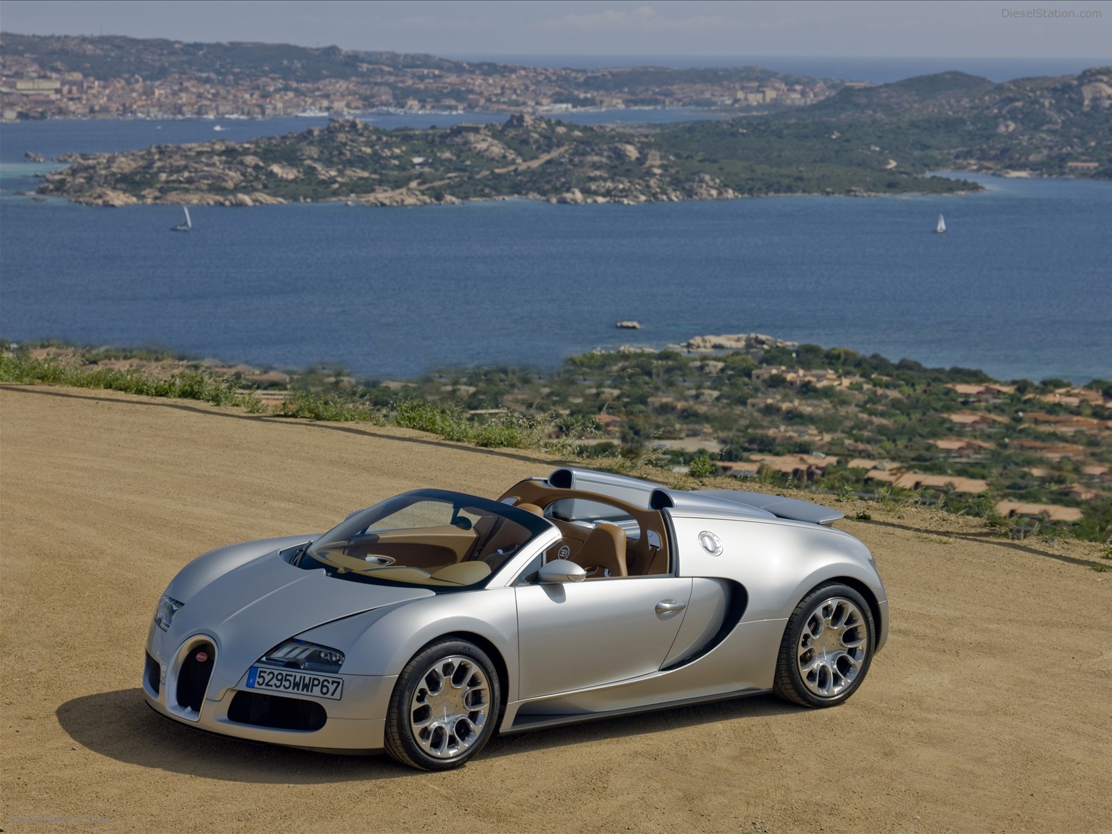 2010 Bugatti Veyron 16.4 Grand Sport in Sardinia 2010 Bugatti Veyron 16.4 Grand Sport in Sardinia