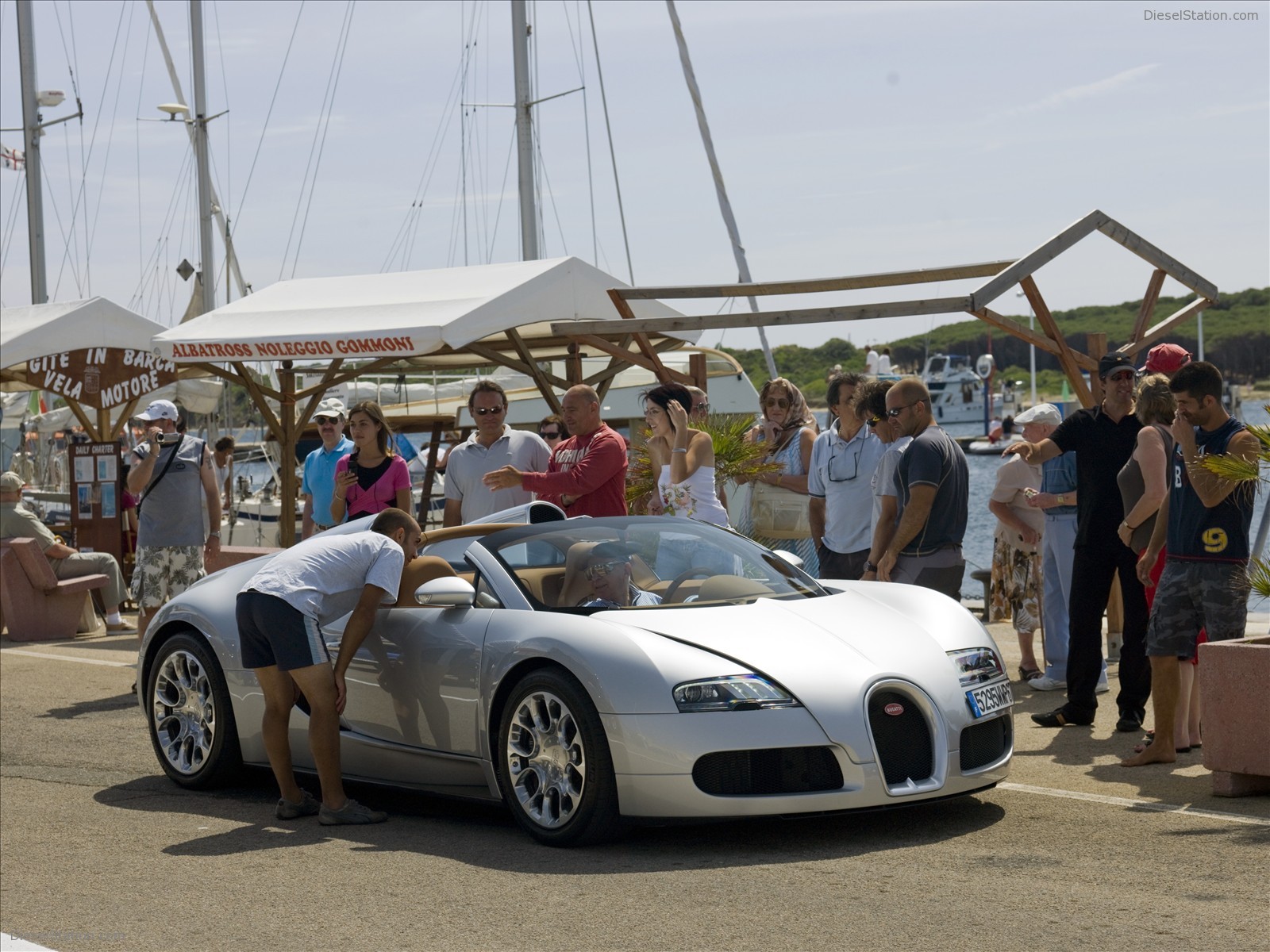 2010 Bugatti Veyron 16.4 Grand Sport in Sardinia