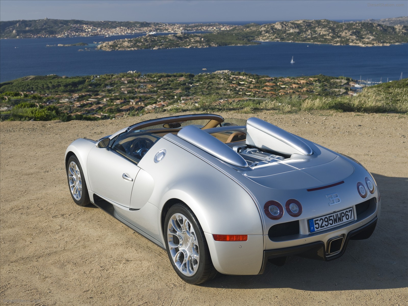 2010 Bugatti Veyron 16.4 Grand Sport in Sardinia