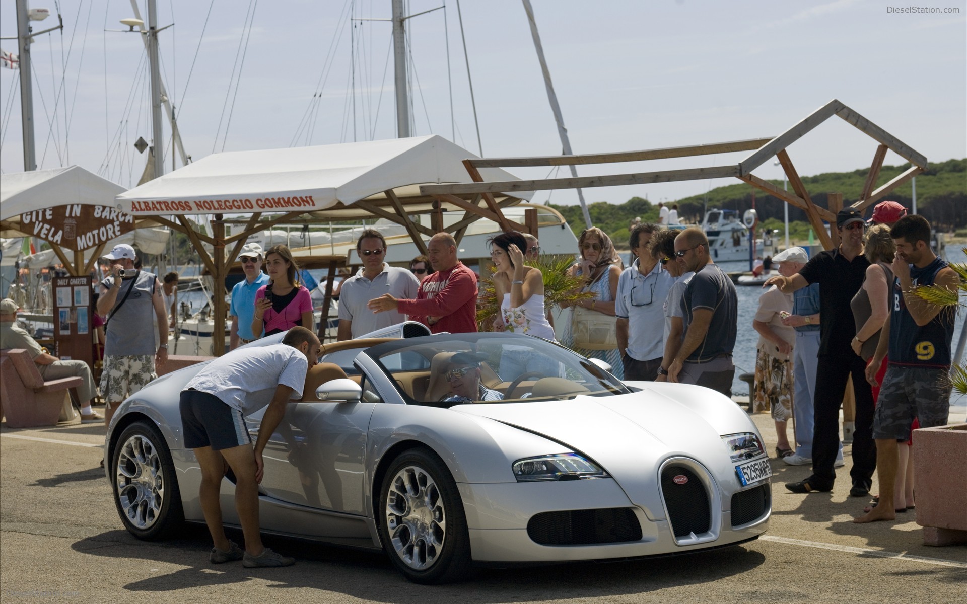 2010 Bugatti Veyron 16.4 Grand Sport in Sardinia