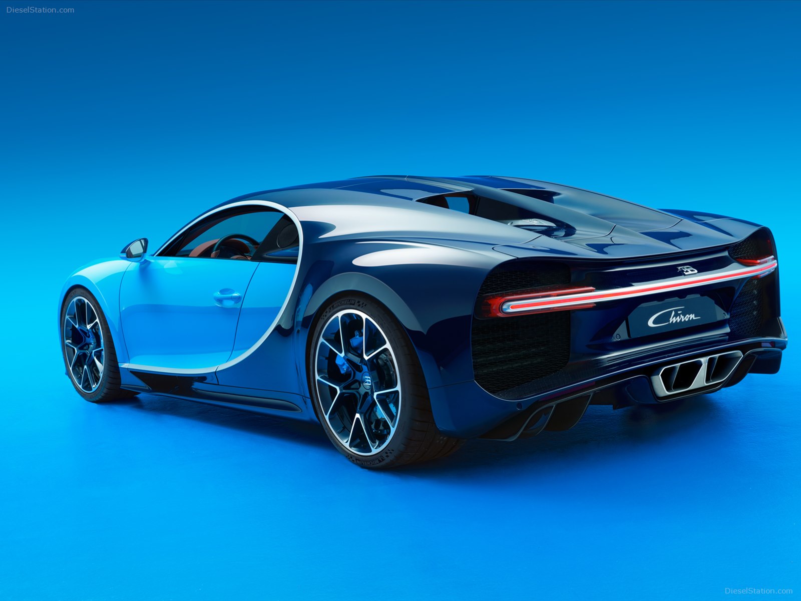 Bugatti Chiron 2017