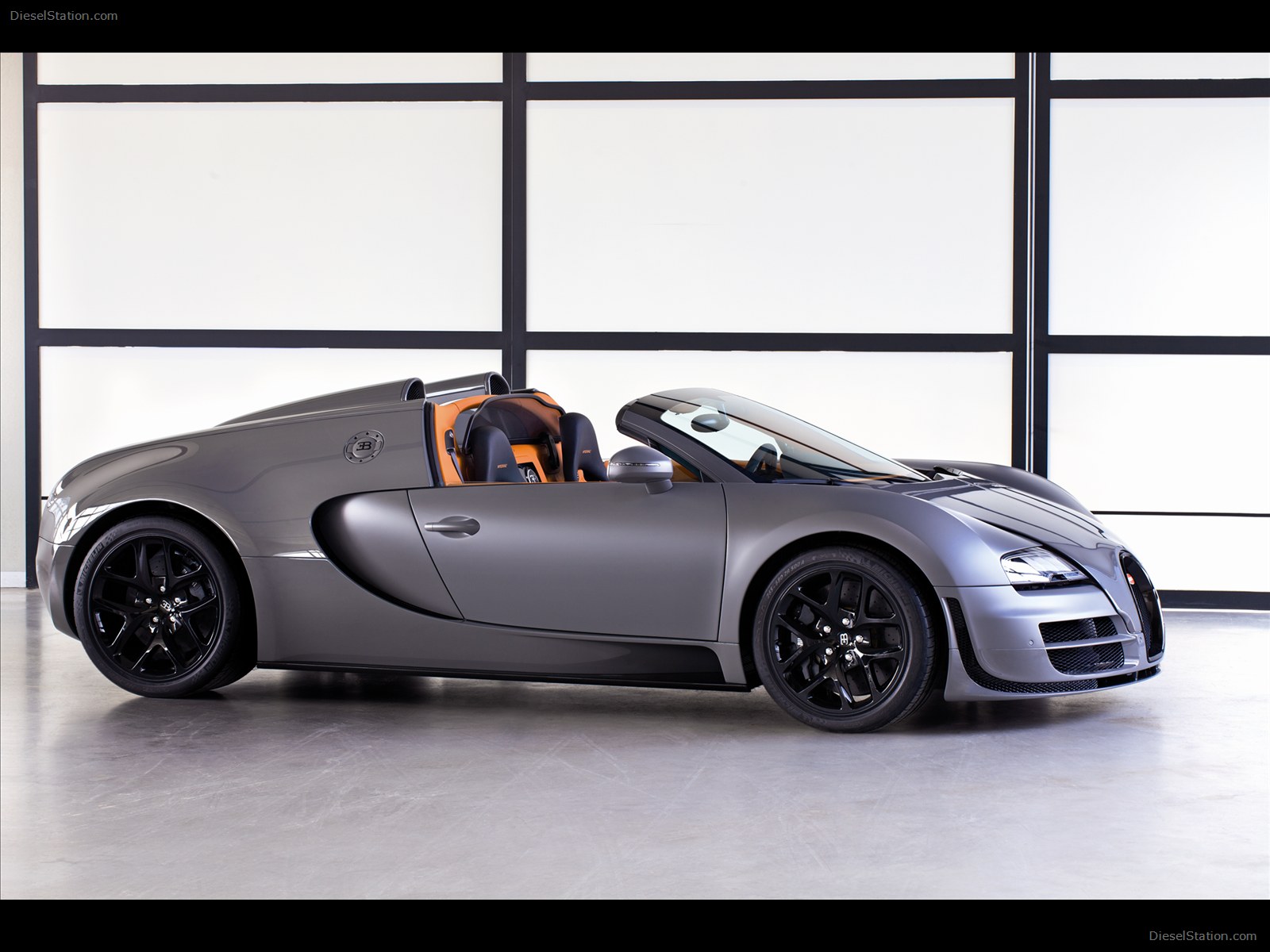 Bugatti Veyron 16 4 Grand Sport Vitesse 2012 Bugatti Veyron 16 4 Grand Sport Vitesse 2012