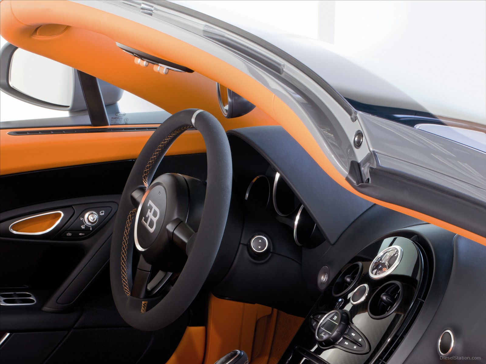 Bugatti Veyron 16 4 Grand Sport Vitesse 2012 Bugatti Veyron 16 4 Grand Sport Vitesse 2012