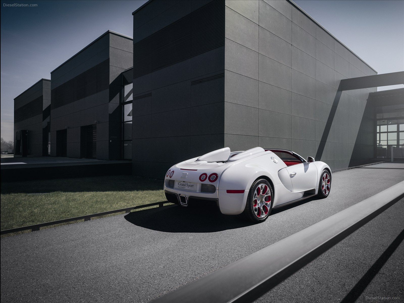 Bugatti Veyron 16 4 Grand Sport Vitesse 2012 Bugatti Veyron 16 4 Grand Sport Vitesse 2012