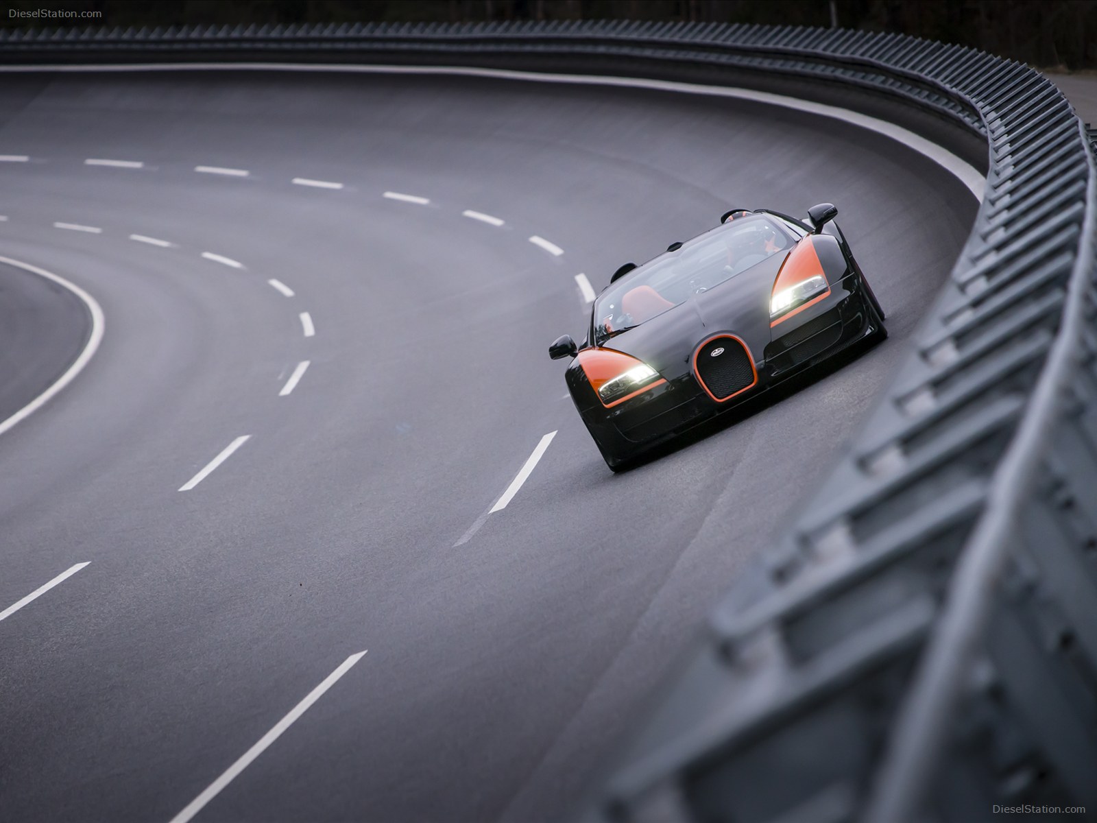 Bugatti Veyron 16.4 Grand Sport Vitesse World Record Car Edition 2013 Bugatti Veyron 16.4 Grand Sport Vitesse World Record Car Edition 2013