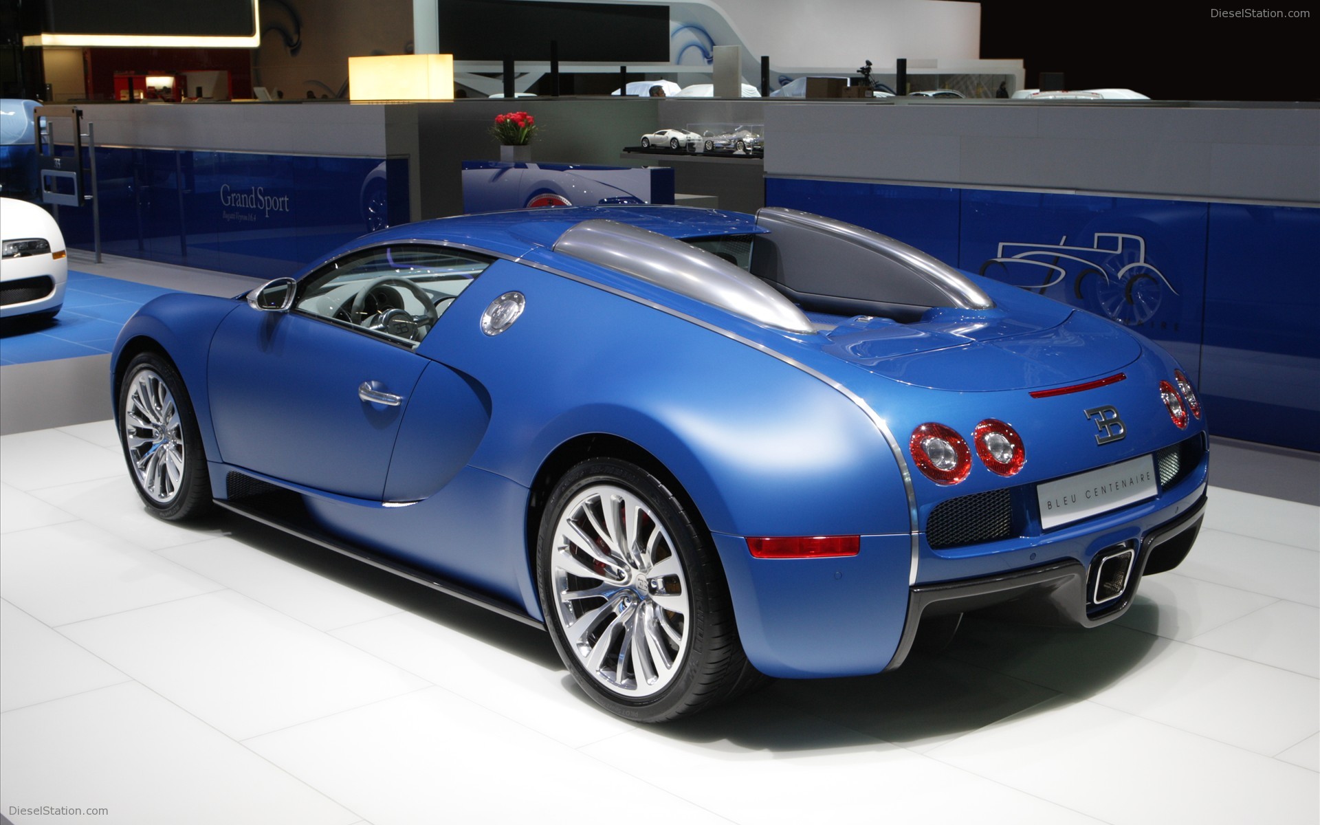Bugatti Veyron Bleu Centenaire