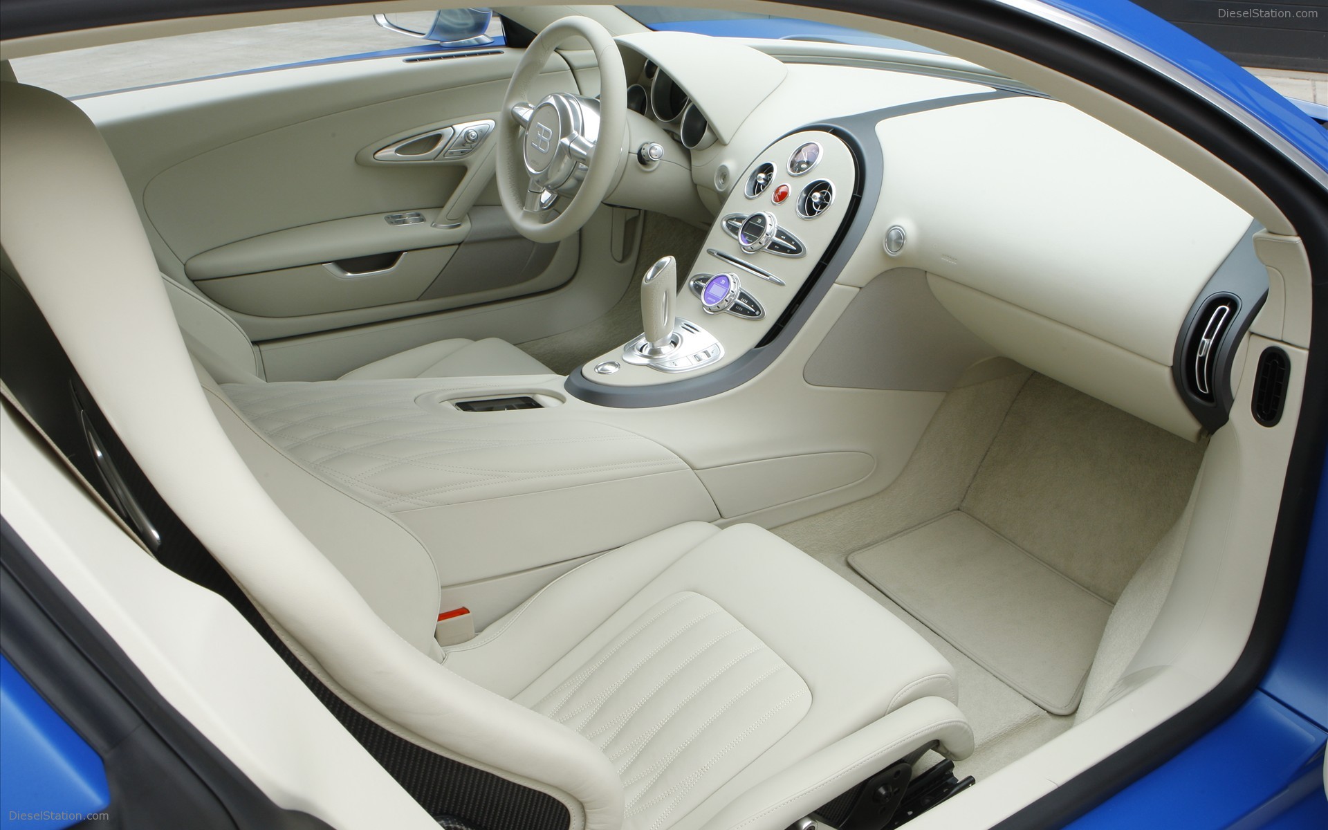 Bugatti Veyron Bleu Centenaire
