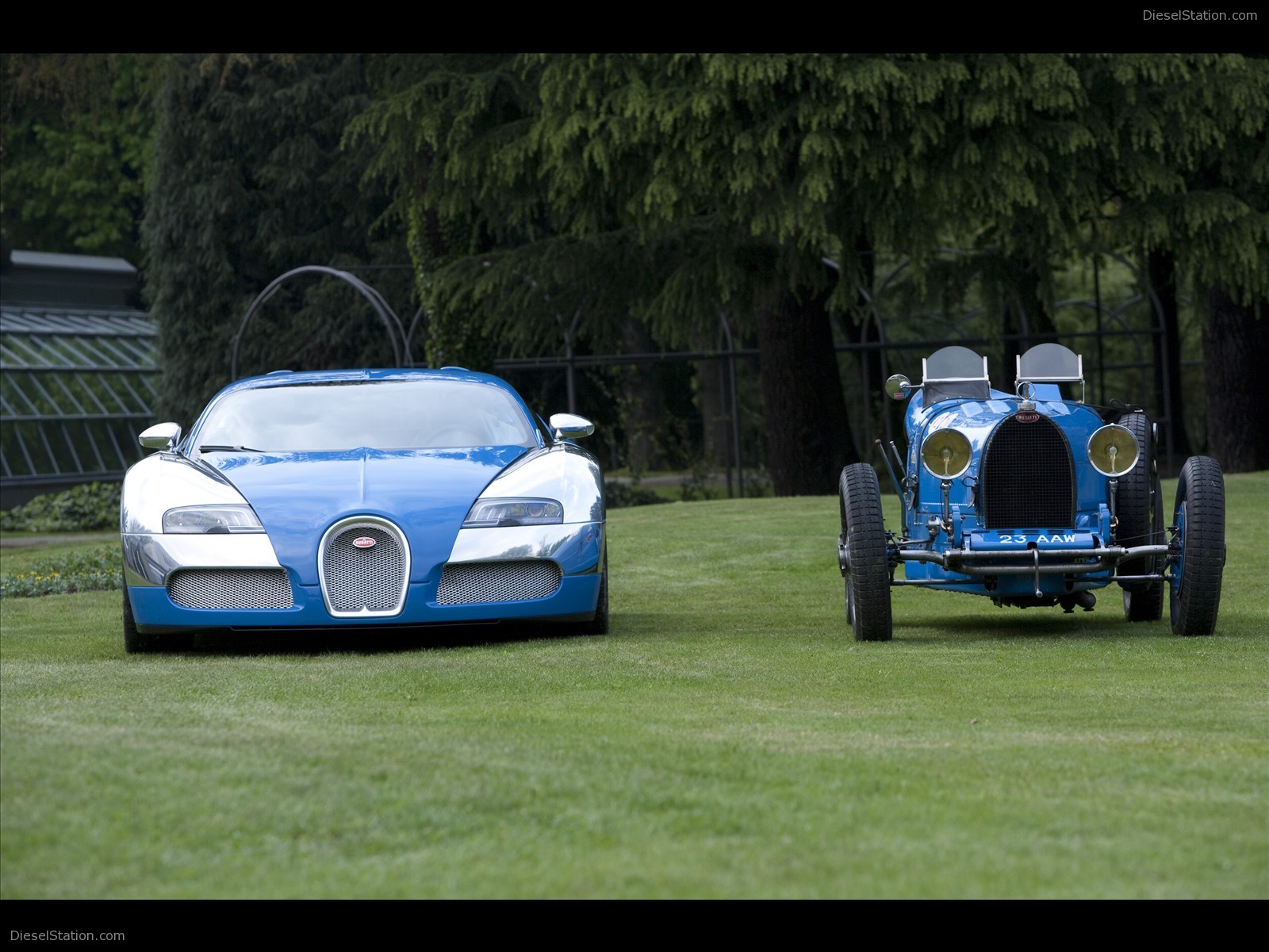 Bugatti Veyron Centenaire Editions