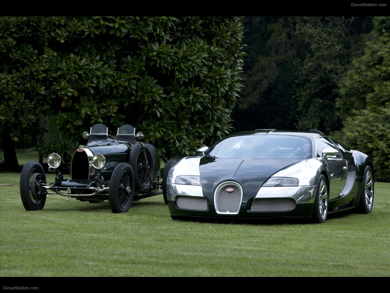 Bugatti Veyron Centenaire Editions