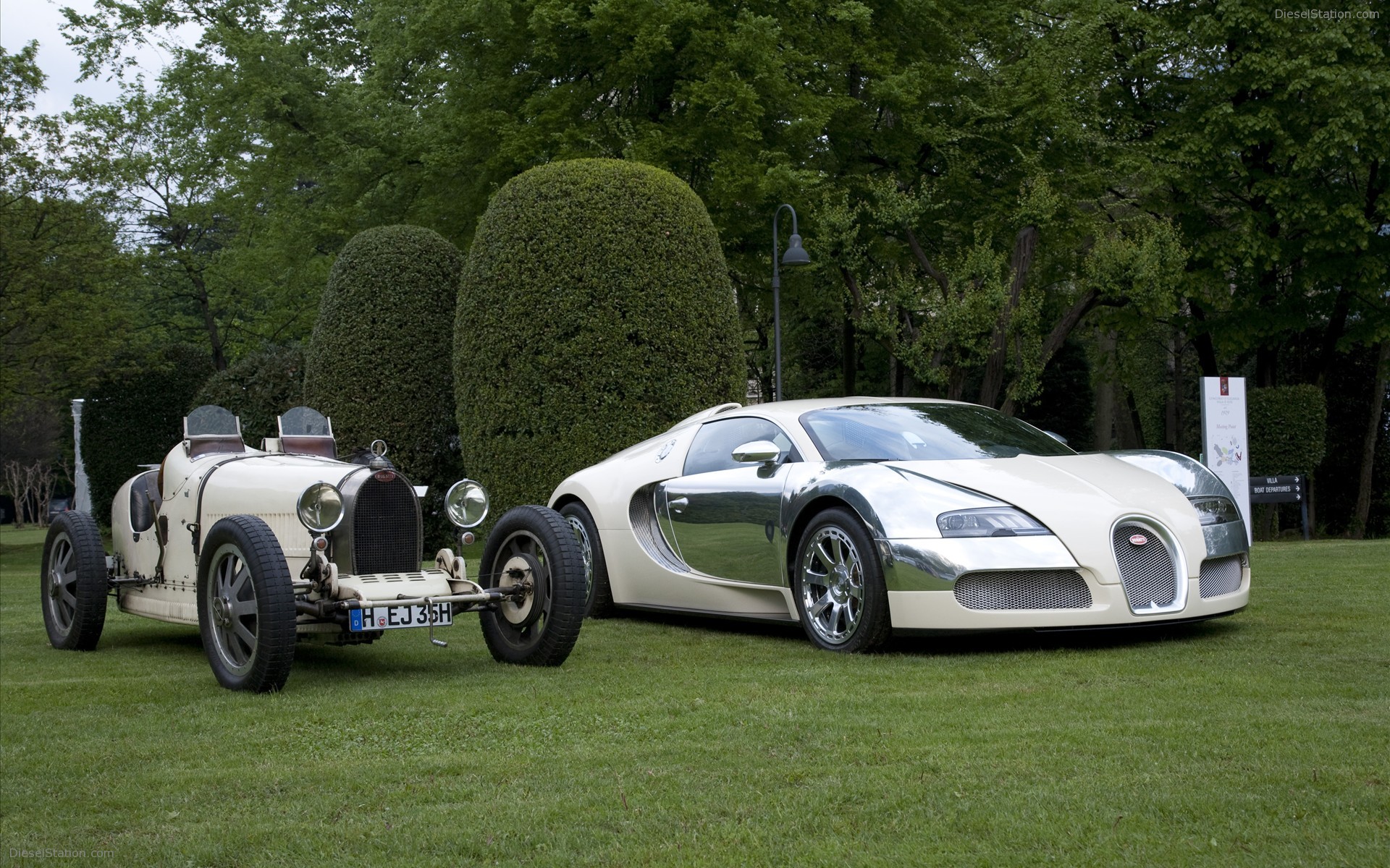 Bugatti Veyron Centenaire Editions