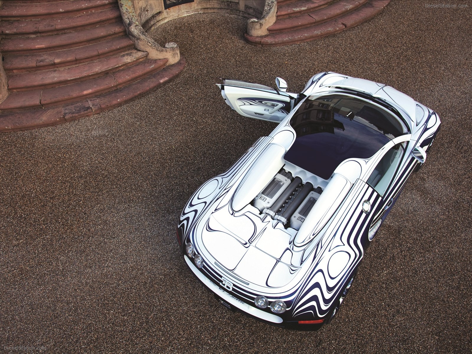 Bugatti Veyron Grand Sport L'Or Blanc 2011 Bugatti Veyron Grand Sport L'Or Blanc 2011