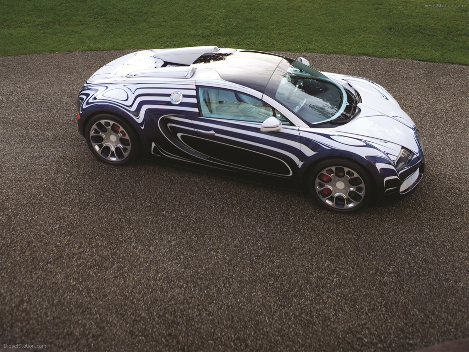 Bugatti Veyron Grand Sport L'Or Blanc 2011 Bugatti Veyron Grand Sport L'Or Blanc 2011
