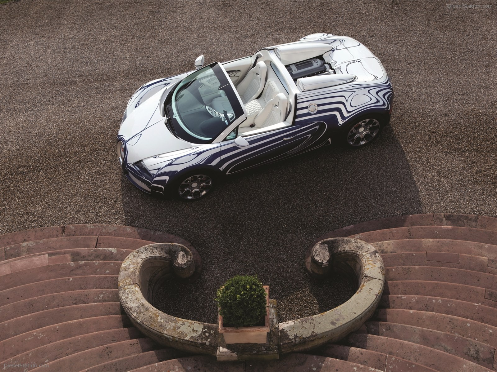 Bugatti Veyron Grand Sport L'Or Blanc 2011 Bugatti Veyron Grand Sport L'Or Blanc 2011