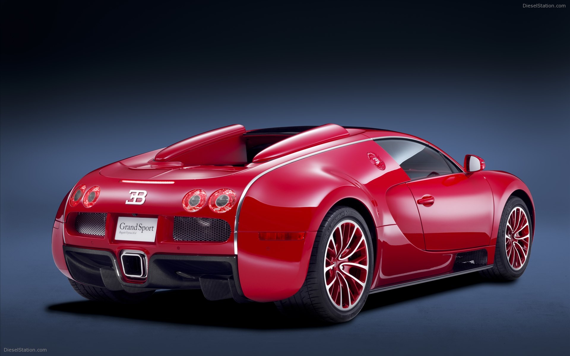 Bugatti Veyron Grand Sport L'Or Blanc 2011 Bugatti Veyron Grand Sport L'Or Blanc 2011