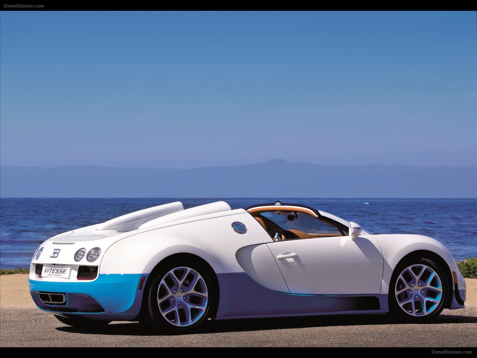 Bugatti Veyron Grand Sport Vitesse 2012 Bugatti Veyron Grand Sport Vitesse 2012