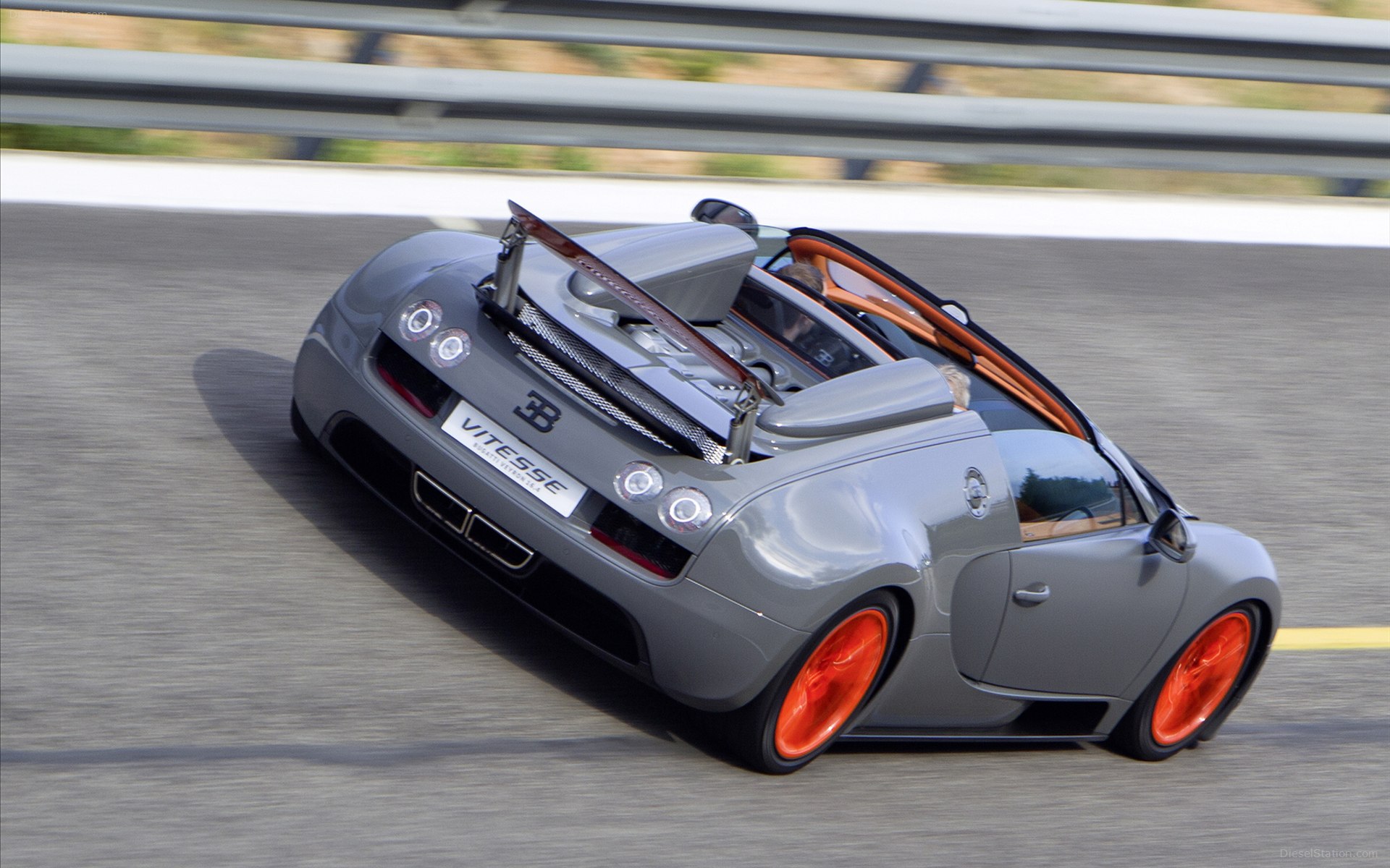 Bugatti Veyron Grand Sport Vitesse 2012 Bugatti Veyron Grand Sport Vitesse 2012