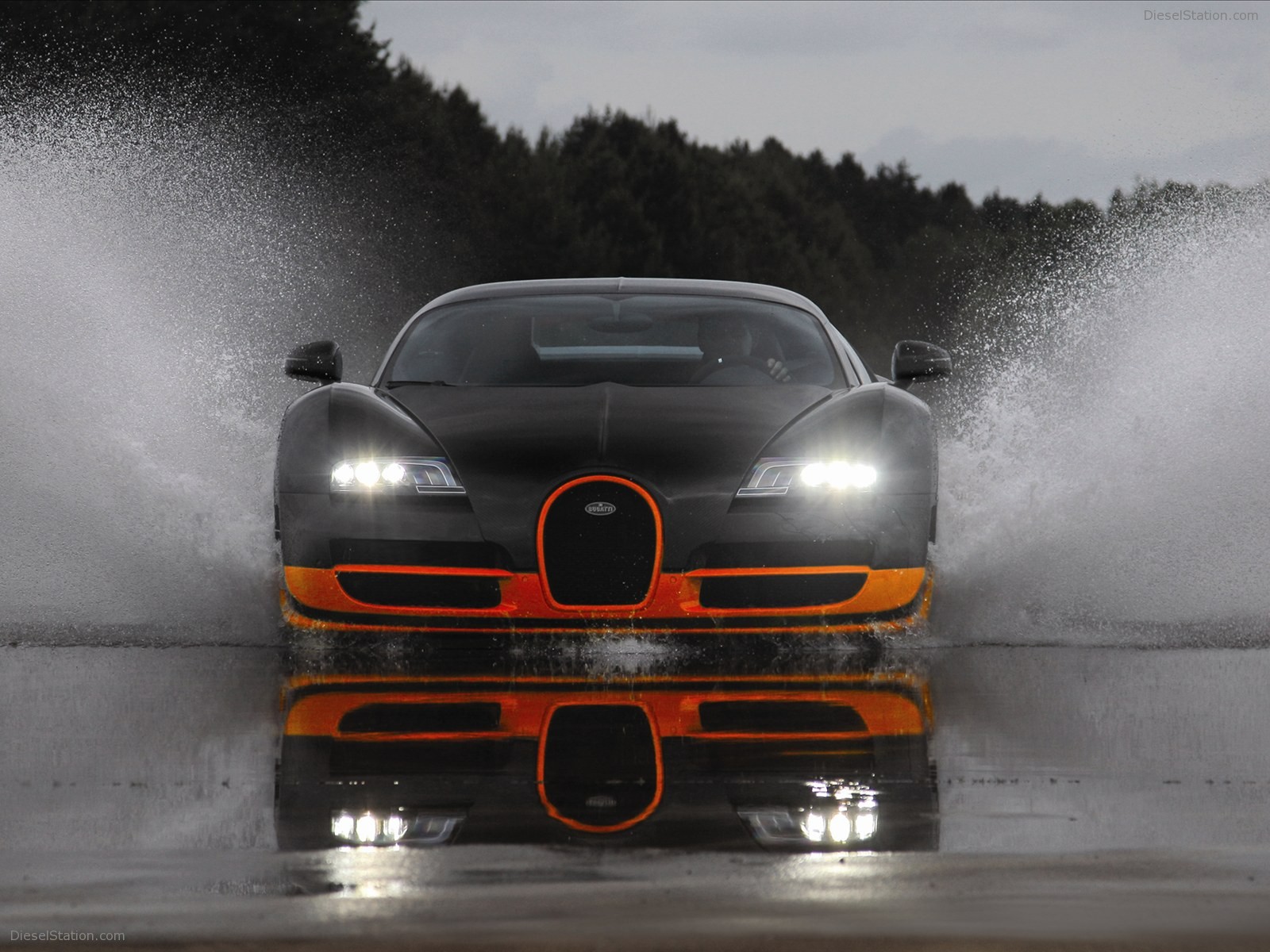 Bugatti Veyron 16.4 Super Sports Car 2011 Bugatti Veyron 16.4 Super Sports Car 2011