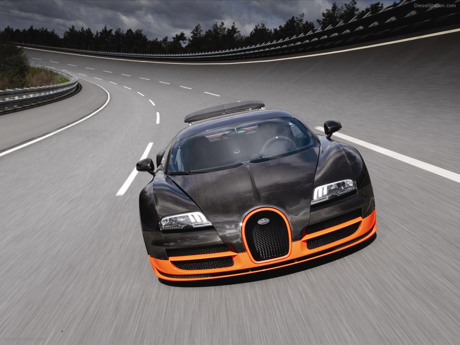 Bugatti Veyron 16.4 Super Sports Car 2011