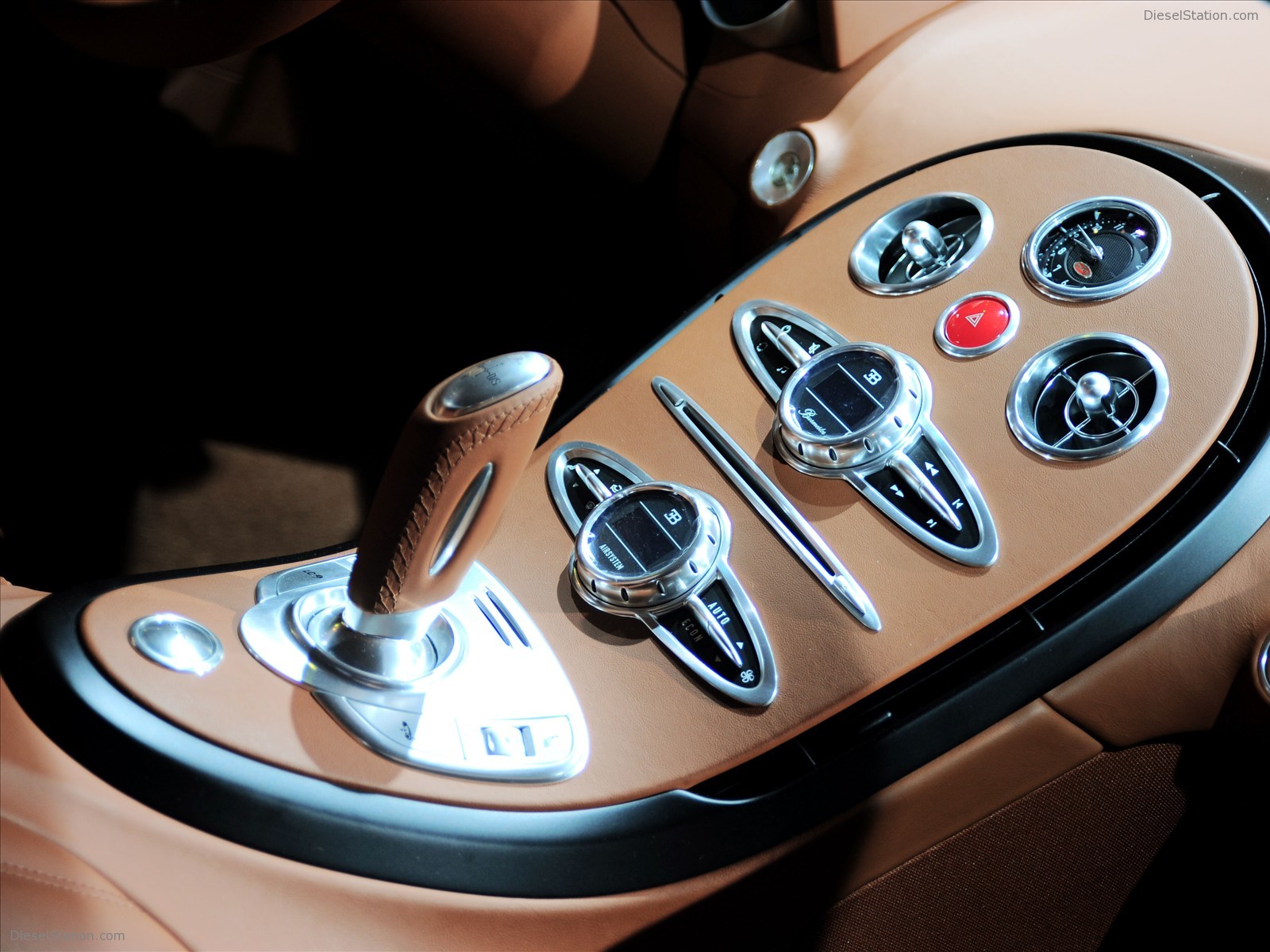 Bugatti Veyron Centenary Special Editon Dubai Bugatti Veyron Centenary Special Editon Dubai