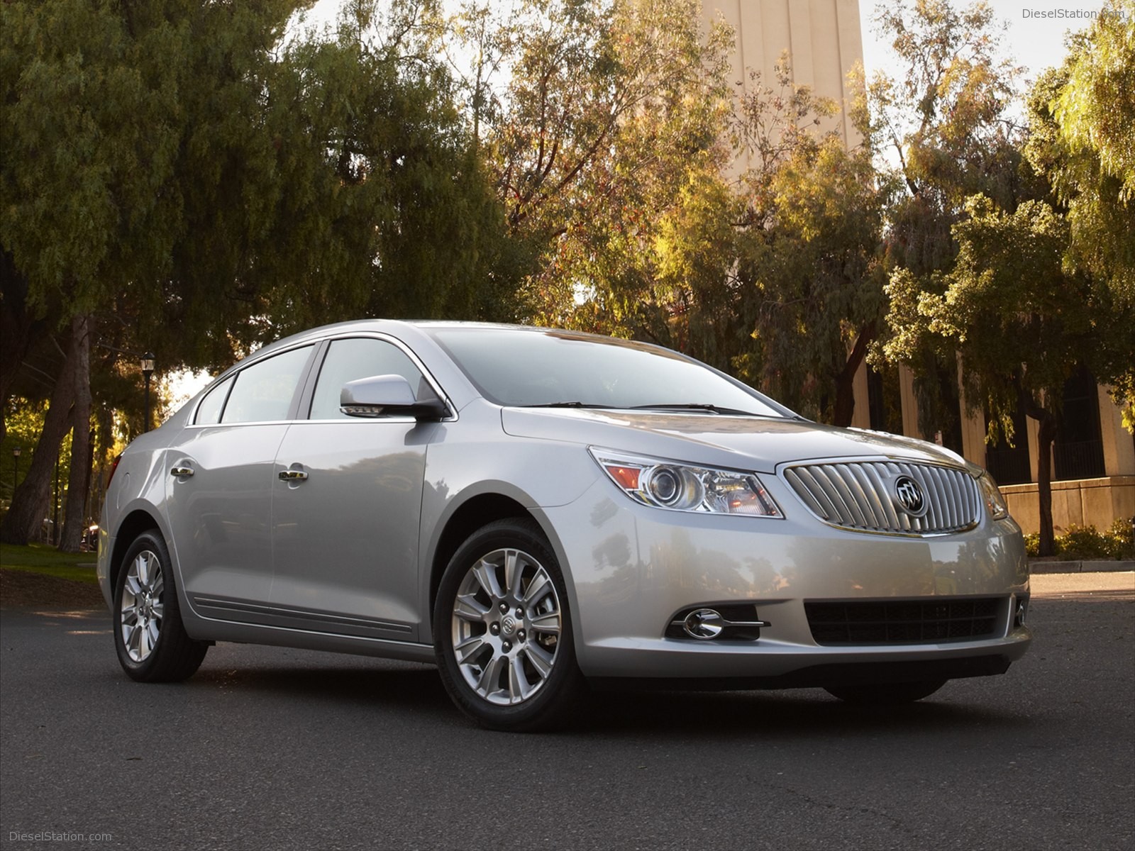 Buick LaCrosse 2012