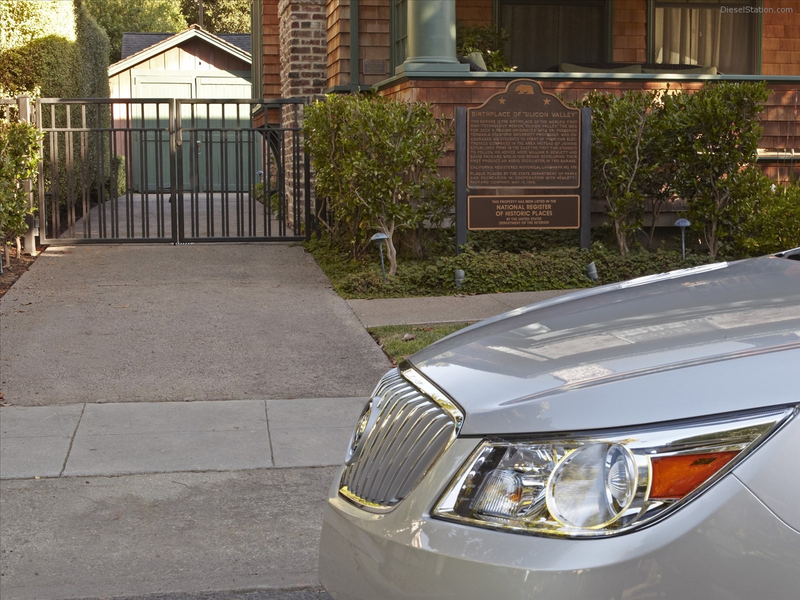 Buick LaCrosse 2012