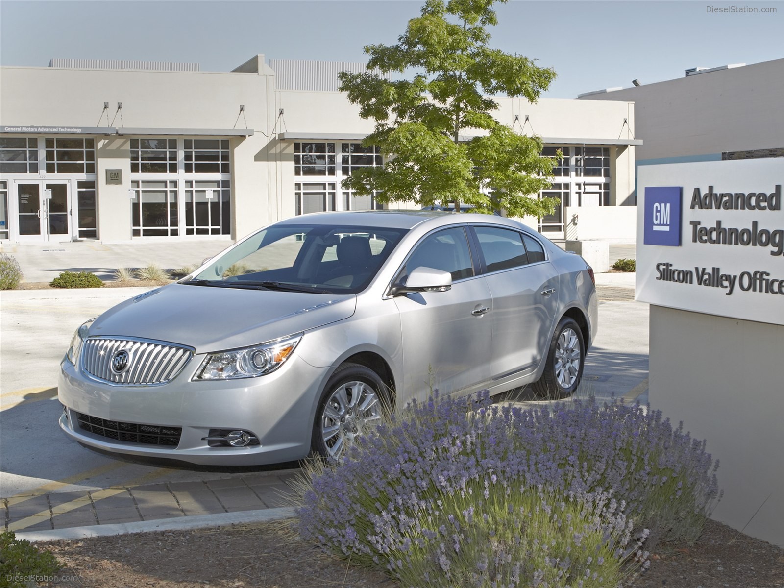 Buick LaCrosse 2012