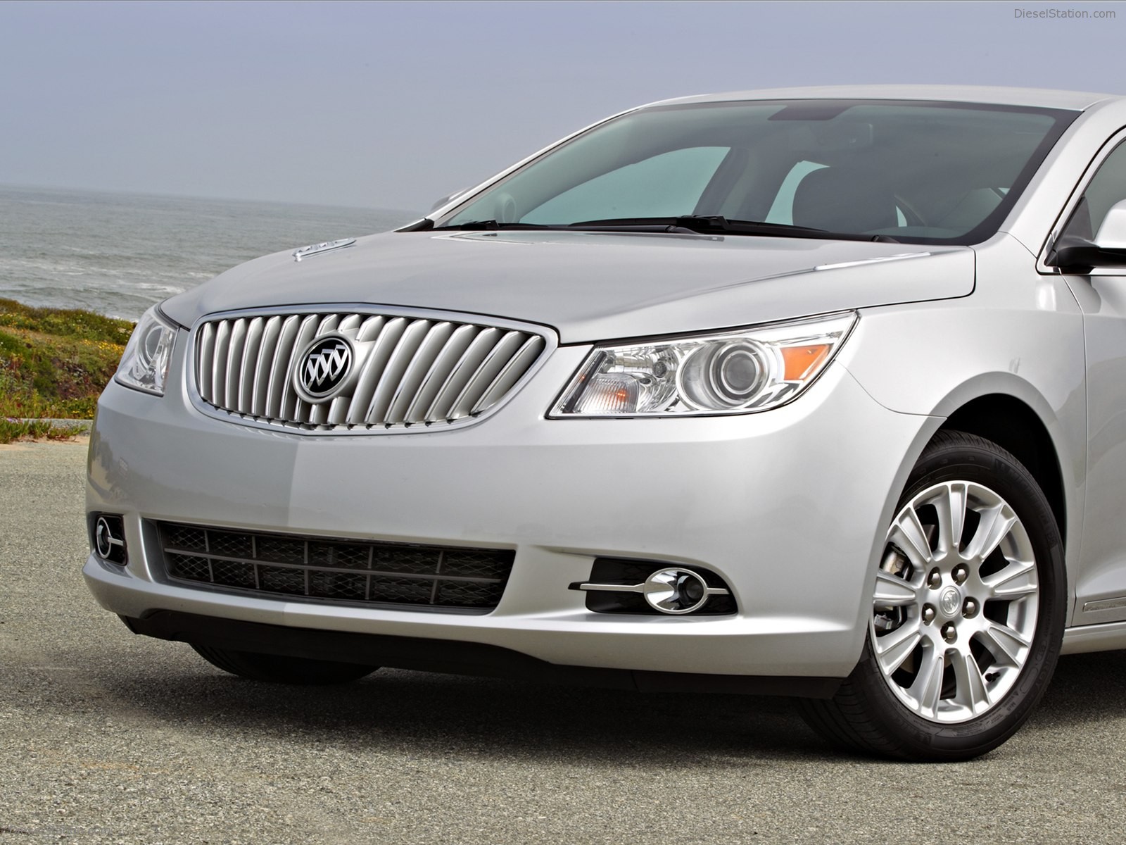 Buick LaCrosse 2012